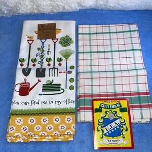 NWT Vintage TEA TOWELS.  Qty. 2.